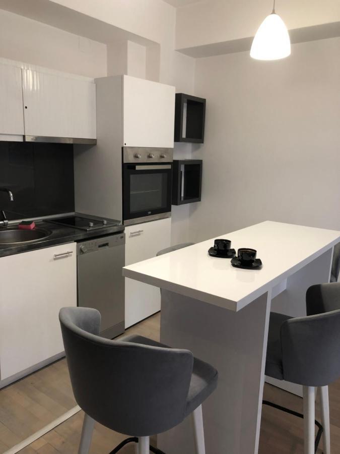 Cozy Apartment In The City Center Skopie Exterior foto